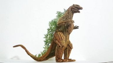  Bất ngờ quái vật Godzilla xuất hiện ngoài đời thực