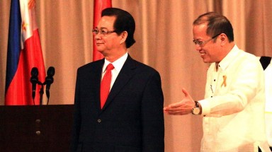  Việt Nam không dùng biện pháp quân sự, trừ khi phải tự vệ