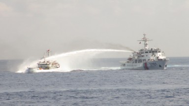     Việt Nam sẽ đáp trả nếu tàu Trung Quốc còn hung hăng đâm tàu Việt Nam