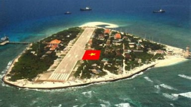  Phẫn nộ hãng tin uy tín Nga xuyên tạc lịch sử, vu khống Việt Nam