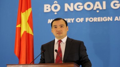  Phản đối Trung Quốc đưa giàn khoan đến vùng biển Việt Nam    