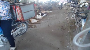 Hà Nam: Ô nhiễm ở chợ Phủ Lý 