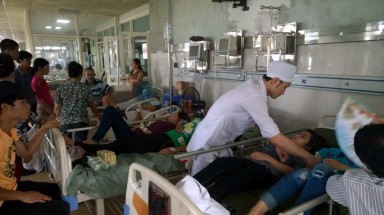 Hàng trăm công nhân ngất xỉu ở Thanh Hóa: do dung môi