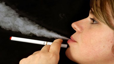  Thuốc lá điện tử có thể giúp bỏ thuốc hay không?