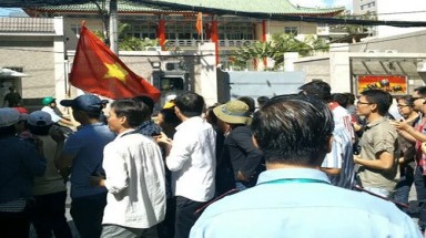  Phản đối Trung Quốc là thể hiện lòng yêu nước 