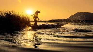  Thời tiết ngày 1 tháng 5: Nắng nóng mở rộng ra toàn bộ các tỉnh Tây Bắc Bắc Bộ, Bắc và Trung Trung Bộ
