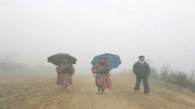  Lào Cai xuất hiện sương mù giữa mùa hè 