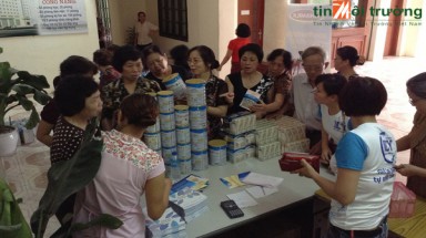  Vinamilk chung tay nâng cao chất lượng cuộc sống cho người cao tuổi miền Bắc