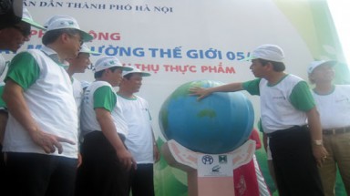  Hà Nội: “Ghi dấu vân tay” cam kết bảo vệ môi trường