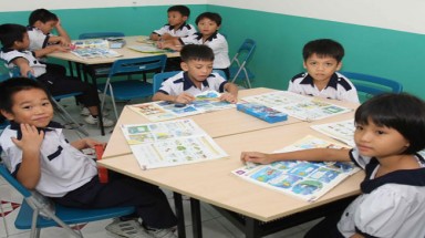    Dạy tiếng Anh Cambridge, ai hưởng lợi ?