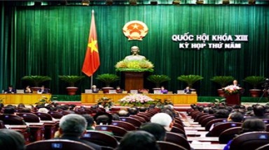    Không có nội dung thông qua Luật Đất đai sửa đổi