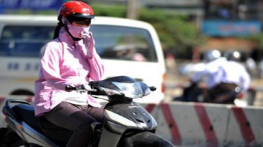  Khiếp sợ với cái nóng 41 độ C tại Trung Bộ