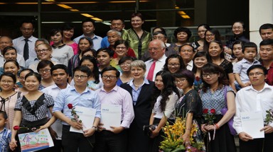  Trao quyết định học bổng DAAD niên khóa 2014- 2015 cho cán bộ khoa học, giảng viên đại học và sinh viên Việt Nam