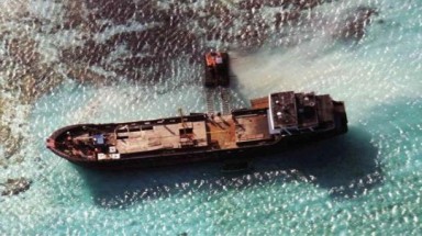   Trung Quốc bị tố phá hoại bãi san hô ở Trường Sa