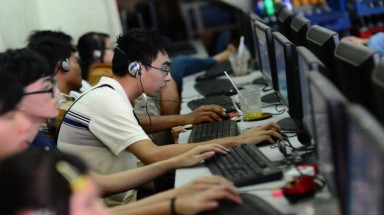  Internet chập chờn, sao bắt người dùng lãnh đủ?