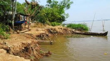  Sạt lở bờ sông xảy ra liên tục trở thành mối lo lớn của thành phố Cần Thơ 
