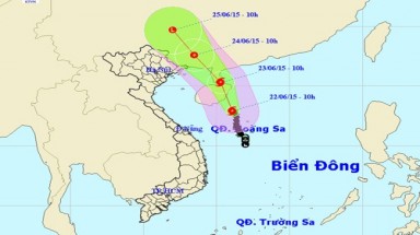  Bão số 1 di chuyển theo hướng Bắc Tây Bắc, mỗi giờ đi được 10-15km 