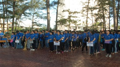  Chiến dịch Thanh niên tình nguyện Hè 2015: Tình nguyện vì cuộc sống cộng đồng 