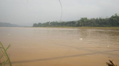  Mực nước trên sông Thao lên nhanh, đề phòng lũ quét, sạt lở đất ở vùng núi 