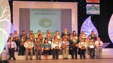  80 doanh nghiệp đạt tiêu chí “Vì Môi trường xanh Quốc gia – năm 2013”