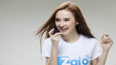  Angela Phương Trinh lần đầu bộc bạch về áp lực showbiz