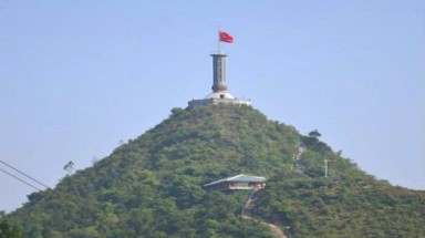  Chinh phục ’4 cực, một đỉnh, một ngã ba’ của dân phượt