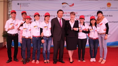 125 ứng viên cho chương trình "Đào tạo điều dưỡng viên đến từ Việt Nam’’ năm 2015