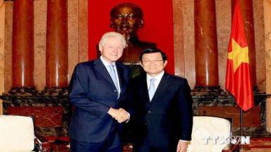  Chủ tịch nước: Đề nghị Hoa Kỳ dỡ bỏ cấm bán vũ khí sát thương
