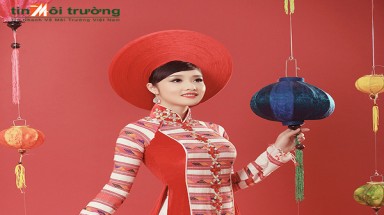  Hoa hậu Triệu Thị Hà rực rỡ trong trang phục áo dài văn hóa Cơ Tu