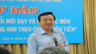  Chương trình tiếng Anh tích hợp: Chỉ vì lợi nhuận !