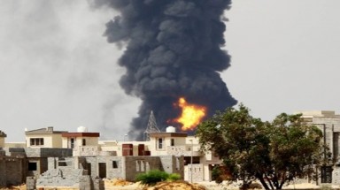   Nhiều quốc gia sơ tán gấp công dân khỏi Libya