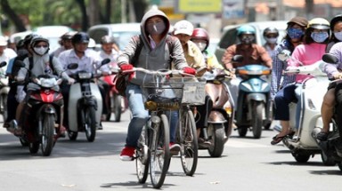  Thời tiết ngày 5/7: Các tỉnh Bắc bộ và ven biển Trung bộ tiếp tục nắng nóng, có nơi trên 38 độ C