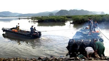   Cảnh sát biển bắt giữ vụ vận chuyển thuốc lá lậu “khủng”