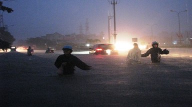  Thời tiết ngày 28 tháng 7: Đông Bắc và vùng ven biển Bắc bộ tiếp tục có mưa vừa đến mưa to