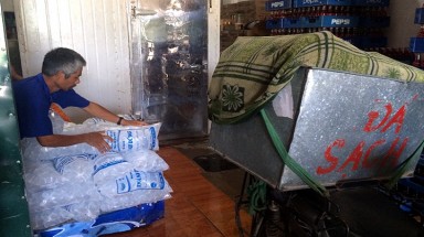  Xét nghiệm ngẫu nhiên nước đá trên địa bàn TP HCM hơn nửa không đạt chuẩn