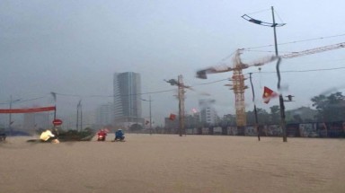 Mưa lớn nhất trong vòng 40 năm qua ở Quảng Ninh: Đến 9 giờ ngày 28/7 đã có 12 người chết và mất tích
