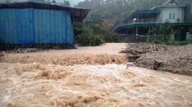 Không thể lường được mưa kỷ lục ở Quảng Ninh