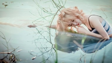  Bộ ảnh đẹp của nữ sinh Đà Nẵng khoe sắc dưới hồ nước