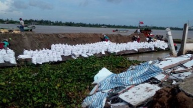  Đồng Tháp: Chi 22 tỷ đồng khắc phục vụ sạt lở khu vực Tổng kho xăng dầu Trần Quốc Toản
