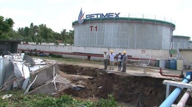  Sạt lở tại Tổng kho xăng dầu Trần Quốc Toản Đồng Tháp, gây thiệt hại gần 15 tỷ đồng