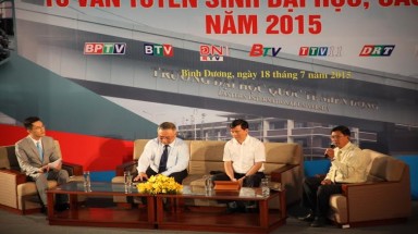  Trường Đại học Quốc tế miền Đông tổ chức "Ngày hội tư vấn tuyển sinh Đại học, Cao đẳng năm 2015"