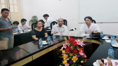  Mổ nhầm chân tại bệnh viện Việt Đức: Vì sao không biên chế BV vẫn cầm dao?