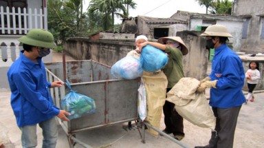  Nhân rộng mô hình thu gom và phân loại rác thải ở nông thôn