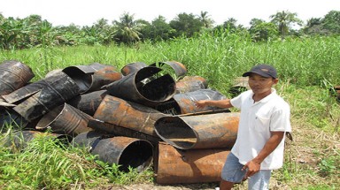  Xây bãi rác gần trường học