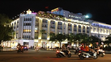  TP.HCM: Cảnh báo “ô nhiễm” ánh sáng từ cao ốc
