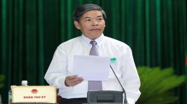  Bộ trưởng Bộ TN & MT:"Tình hình cấp sổ đỏ chậm rất gay go"