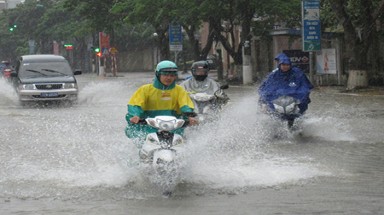Cần khẩn trương triển khai các biện pháp ứng phó với bão số 6 
