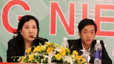  Công ty Cường đô la vẫn phải "cắm" đất