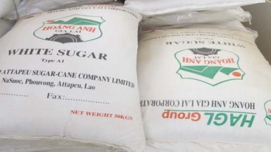    Bầu Đức lãi lớn nhờ buôn đường