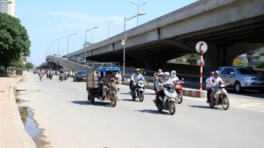  Thời tiết ngày 1/8: Bắc Bộ trời oi nóng, Nam bộ mưa dông đến cuối tuần 